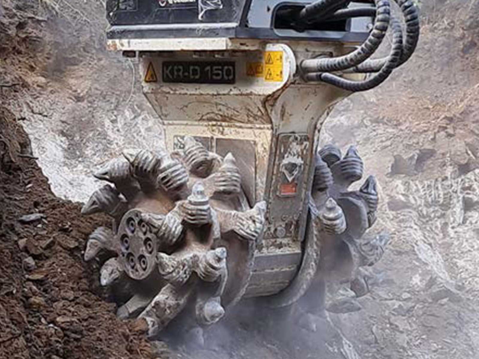 Fraise hydraulique KRD en situation chantier